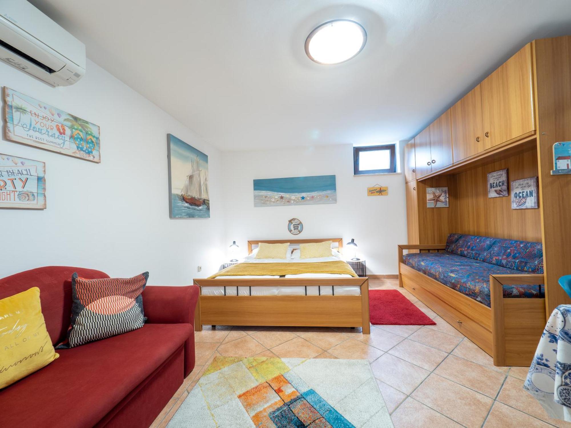Apartments Zlatko & Mira Dorcic Башка Номер фото