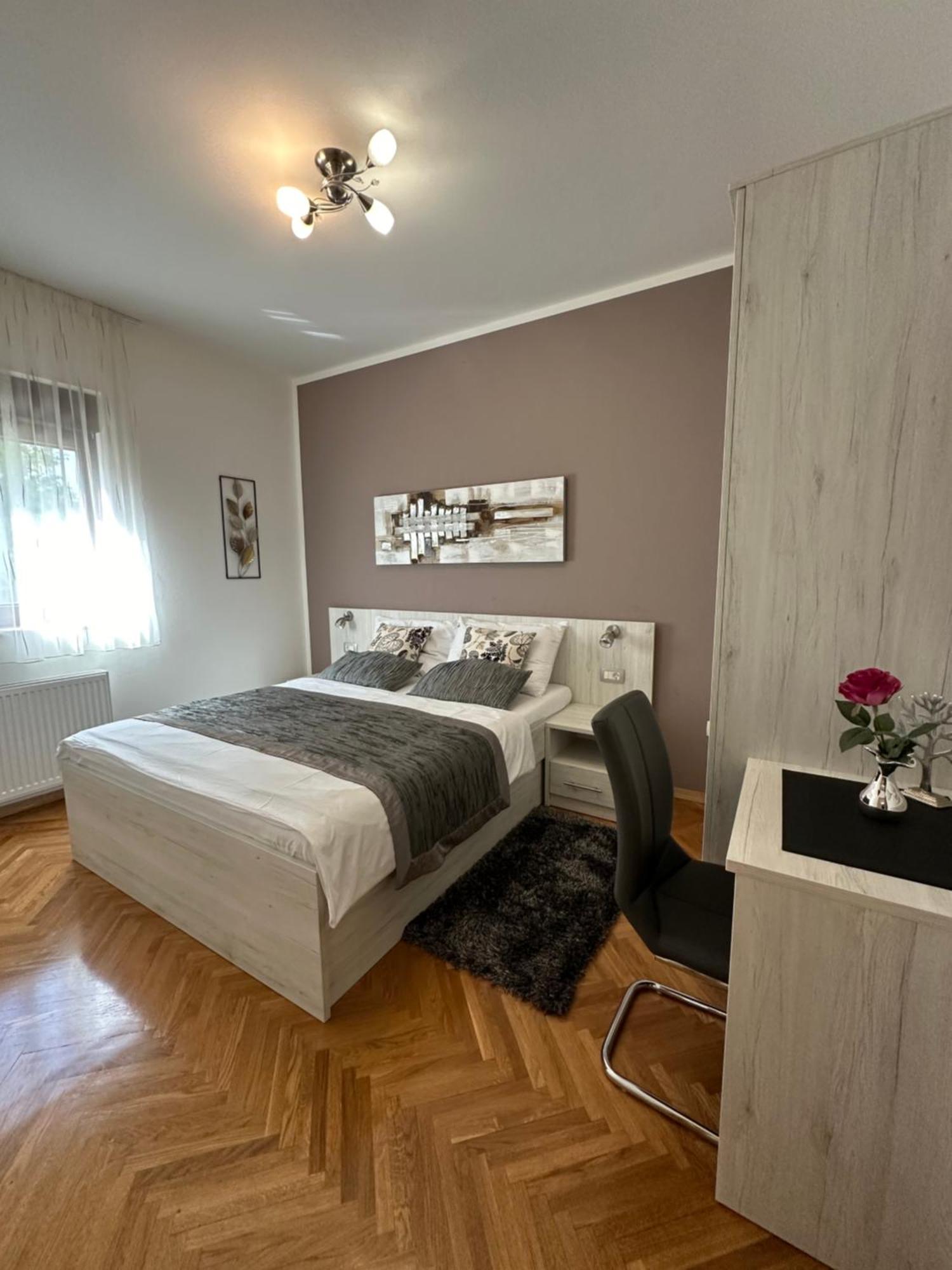 Apartments Zlatko & Mira Dorcic Башка Экстерьер фото